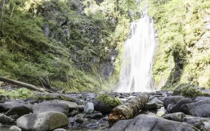 Air Terjun Sekar Langit