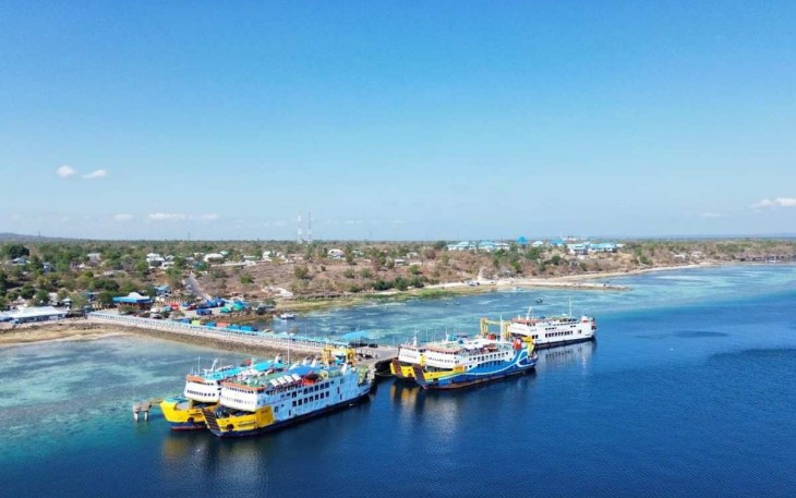 Ilustrasi pelabuhan di provinsi NTT