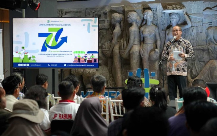 SeskemenkopUKM Arif Rahman Hakim