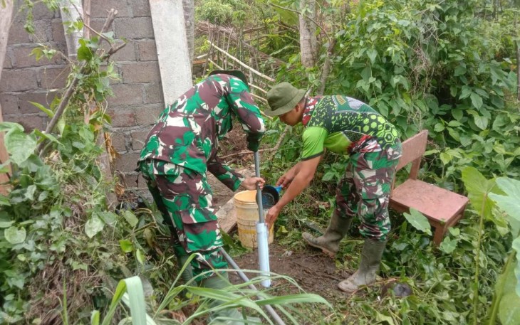 TNI AD Manunggal Air Lokasi TMMD Kodim Pessel