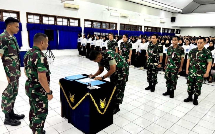 Penandatanganan pakta integritas lanud Husein Sastranegara 
