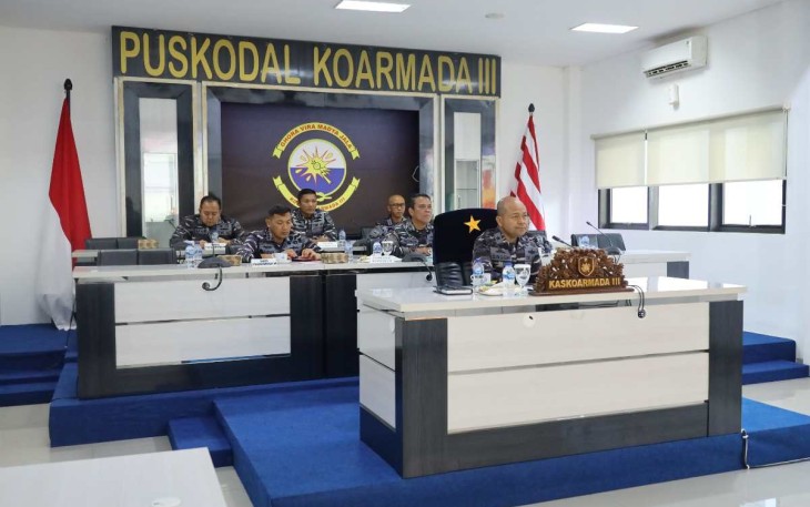 Kepala Staf Koarmada III Laksamana Pertama Singgih Sugiarto