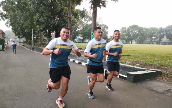 Lari pagi gembira prajurit Menarmed 2 Kostrad 