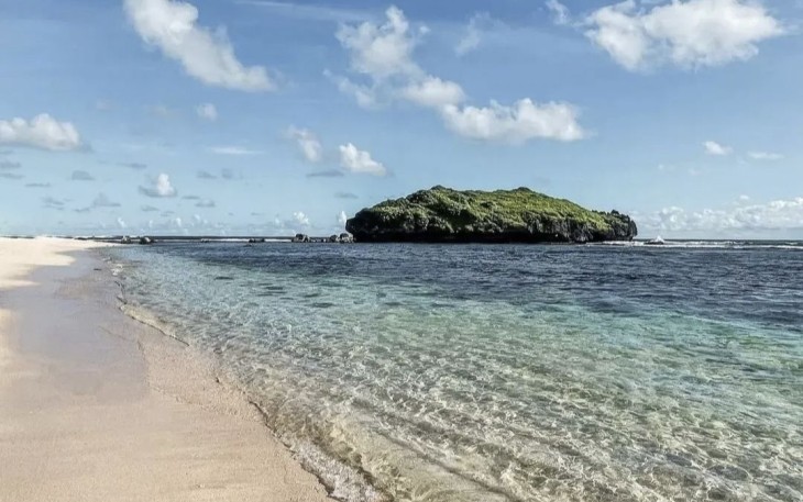 Pantai Sadranan Yogyakarta