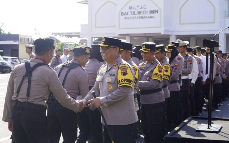 Kapolres Semarang AKBP Achmad Oka Mahendra saat halalbihalal bersama anggotanya, Rabu (17/4)
