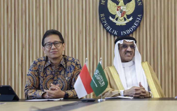 Menkes Budi Gunadi Sadikin bersama Dubes Arab Saudi Faisal Abdullah 