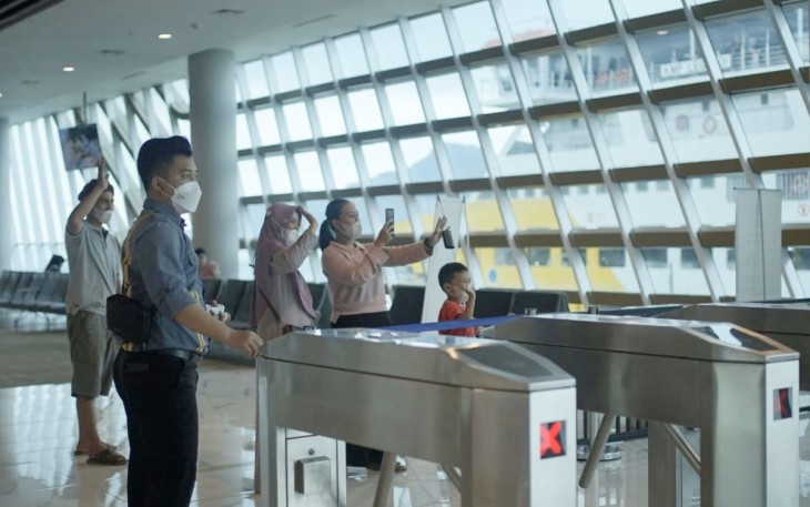 Ilustrasi penumpang ASDP Indonesia Ferry 