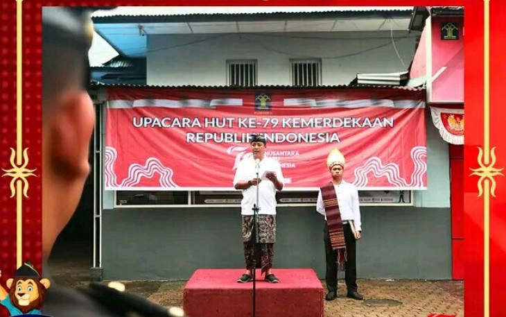 Upacara Bendera Peringatan Hari Kemerdekaan RI ke-79 di Rutan Pangkalan Brandan dipimpin Karutan Agung Joni.
