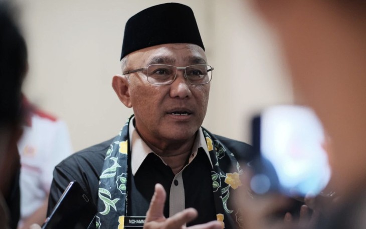 Walikota Depok Mohammad Idris saat memberikan keterangan pers usai launching Depok Go Bersih, Kamis (12/9) 