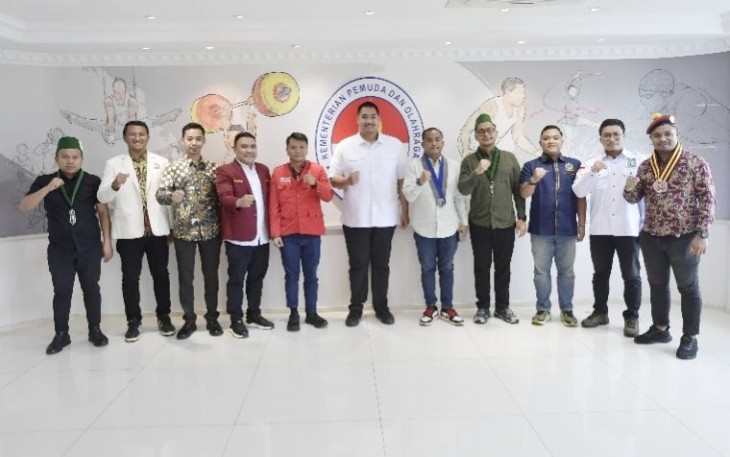 Menpora RI Dito Ariotedjo menerima audiensi para ketua umum Cipayung Plus di Graha Kemenpora, Jalan Gerbang Pemuda Nomor 3, Senayan, Selasa (10/12/2024)