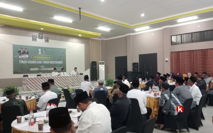 Konsolidasi Tokoh Masyarakat dan Tokoh Agama untuk Anies-Muhaimin di Kabupaten Blitar, Kamis 18 Januari 2024. (Foto : Faisal NR / Klikwarta.com)