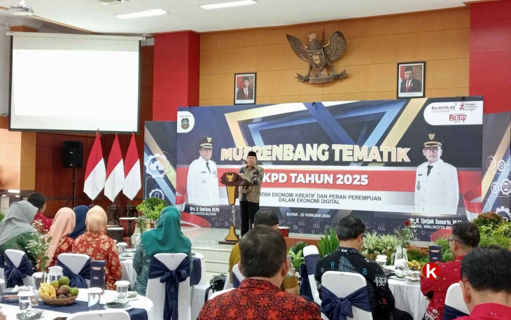Walikota Blitar Santoso Berikan Sambutan Pengarahan kepada Peserta Musrenbang Tematik RPJMD Tahun 2025 (Foto : Faisal NR / Klikwarta.com)