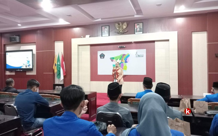 Bupati Blitar Rini Syarifah Berikan Sambutan di Acara Konfercab ke-20 PMII Blitar Raya (Foto : Faisal NR / Klikwarta.com)