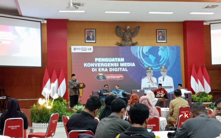 Walikota Blitar Santoso Saat Memberikan Sambutan di Acara Pembinaan Insan Media oleh Diskominfotik Kota Blitar (Foto : Faisal NR / Klikwarta.com)