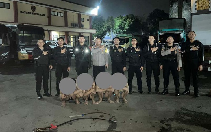 Satuan Samapta Polres Bogor berhasil menggagalkan rencana tawuran yang melibatkan gengster di CiriMekar, Cibinong, Kabupaten Bogor.