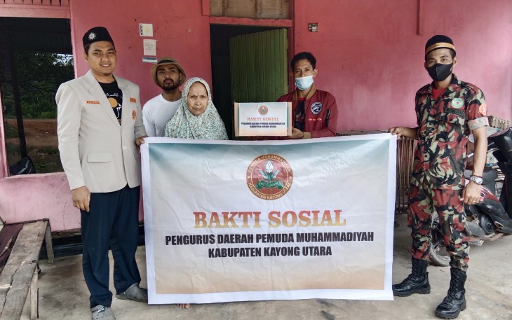 Pengurus Daerah Pemuda Muhammadiyah Kab Kayong Sasar Masyarakat Kurang Mampu 