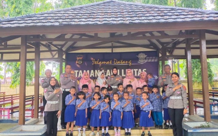Foto Bersama saat acara