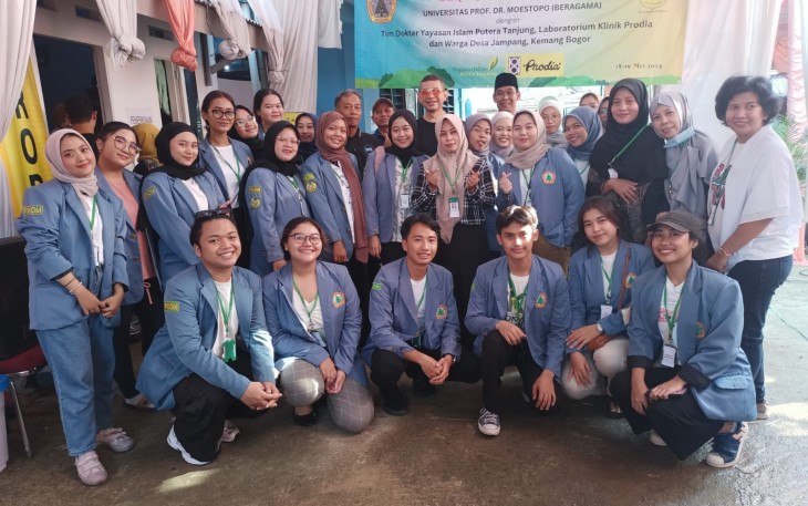 Sivitas Akademika Universitas Moestopo Gelar Pengabdian kepada Masyarakat Desa Jampang