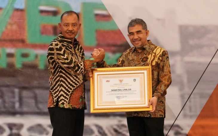 Sekretaris Daerah Provinsi Kepulauan Riau Adi Prihantara menghadiri acara pisah sambut Kepala Kantor Wilayah Badan Pertanahan Nasional (BPN) Provinsi Kepulauan Riau, yang dilaksanakan di Trans Convention Center (TCC) Tanjungpinang, Selasa (20/2) malam