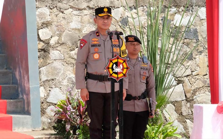 Wakapolda Banten Brigjen Pol H. M. Sabilul Alif saat memimpin upacara Penutupan Pemantapan Bintara dan Tamtama Remaja TA 2024 di Bumi Maja Lestari Desa Cilangkap, Kecamatan Maja pada Senin (05/02).