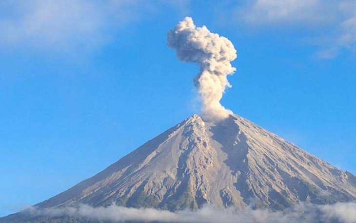 Aktivitas Vulkanik Gunung Semeru
