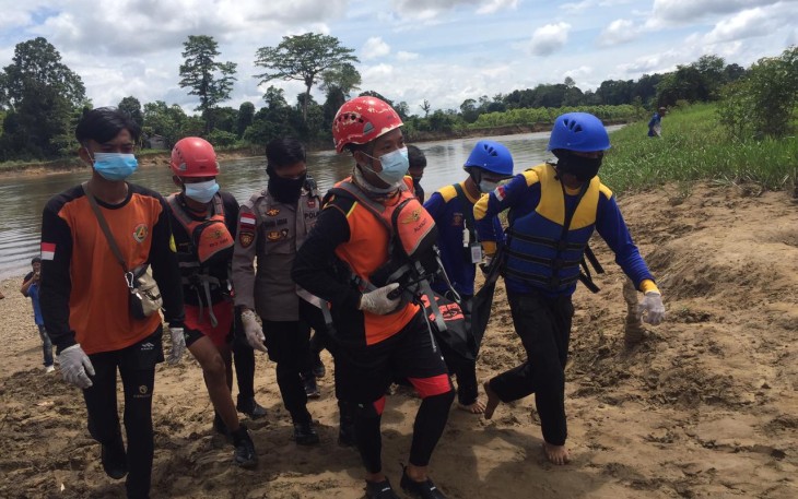 Pasca korban dievakuasi dari Sungai Sibau Ditemukan