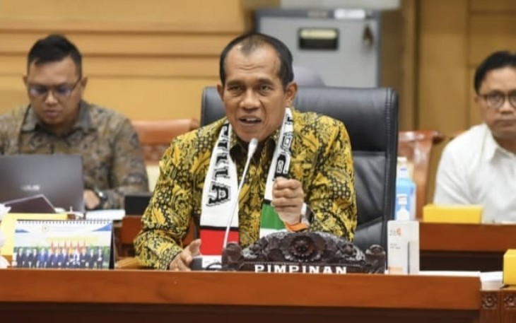 Abdul Kharis Almasyhari Wakil Ketua Komisi 1 DPR FPKS 