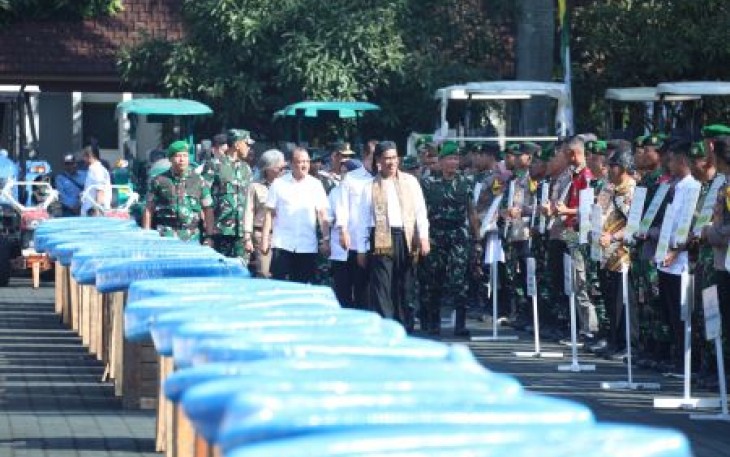 Mentan RI Andi Amran Sulaiman pengecekan apel pompanisasi air di Bandung