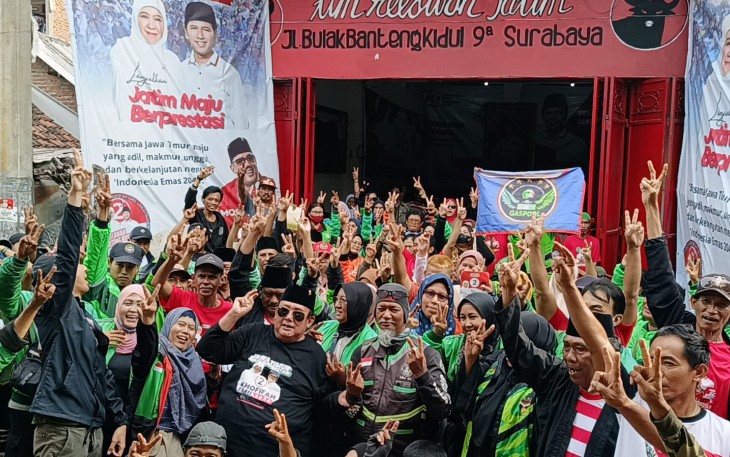 Ikamra dan Ojol menyatakan dukungannya untuk memenangkan  Paslon Cagub  - Cawagub nomor urut 2, Khofifah Indar Parawansa - Emil Elistianto Dardak. Deklarasi ini digelar di Posko Relawan Gotong Royong, Jl Bulak Banteng Surabaya.