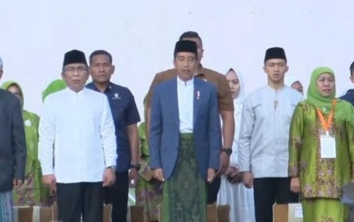 Presiden Joko Widodo pada acara Hari Lahir (Harlah) ke-78 Muslimat NU di Stadion Utama Gelora Bung Karno, Jakarta, Sabtu (20/1/24).