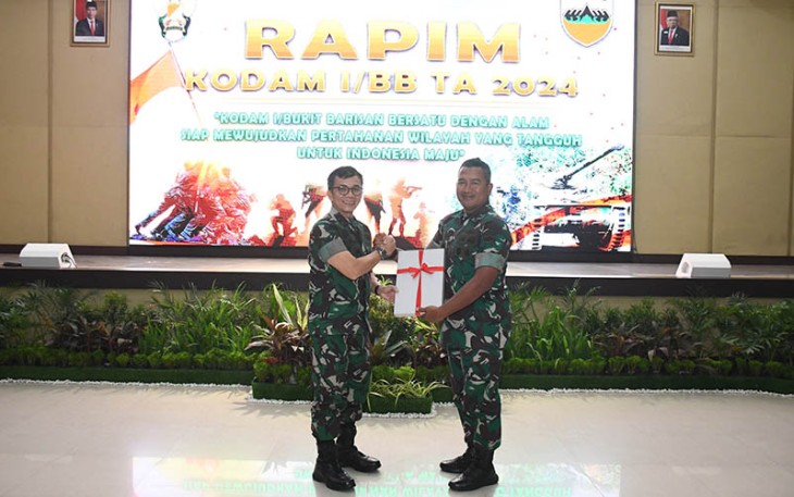  Pangdam I/BB, Mayjen TNI Mochammad Hasan seusai memimpin Rapim yang digelar di Balai Prajurit Makodam Bukit Barisan, Jl Gatot Subroto Km 7,5 Medan, Selasa (5/3/2024).
