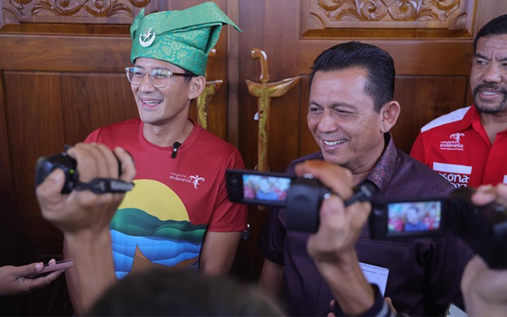 Menparekraf Sandiaga Uno Didampingi Gubernur Ansar saat Tinjau Lokasi Pembangunan SKI di Tanjungpinang
