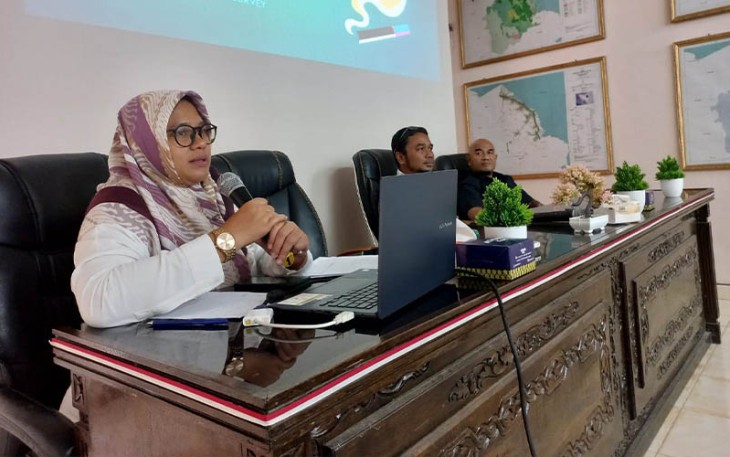 Direktur Aceh Institute Muazzinah