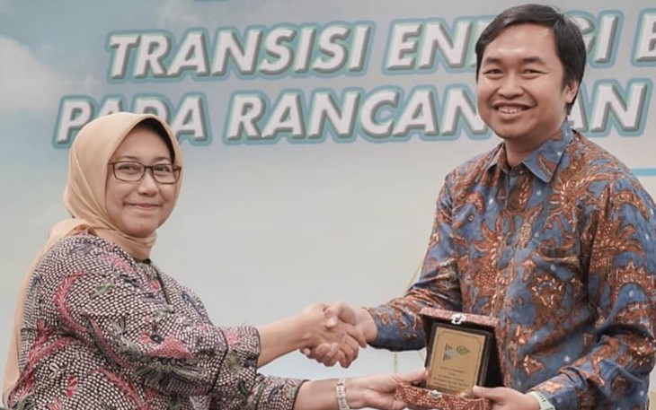 Gunawan Eko Movianto (kanan) saat menghadiri Dialog Perencanaan Transisi Energi Berbasis Kewilayahan pada Rancangan RPJMN tahun 2025-2029, beberapa waktu lalu di Hotel Pullman Jakarta.