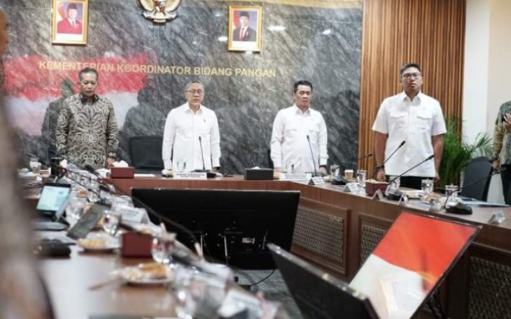 Rapat sosialisasi pembentukan Koperasi Merah Putih di Kemenko Pangan Jakarta gan