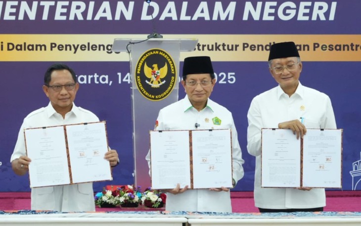 SKB 3 Menteri, lindungi santri dan pesantren di Jakarta, Selasa (14/10)