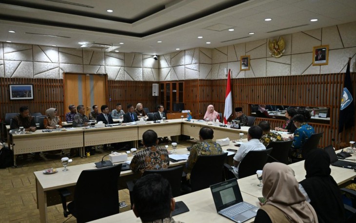  Menteri Pendidikan Dasar dan Menengah (Mendikdasmen), Abdul Mu’ti, menerima kunjungan Direktur Sekretariat SEAMEO (Southeast Asian Ministers of Education Organization), Datuk Habibah Abdul Rahim, pada Kamis (16/1)
