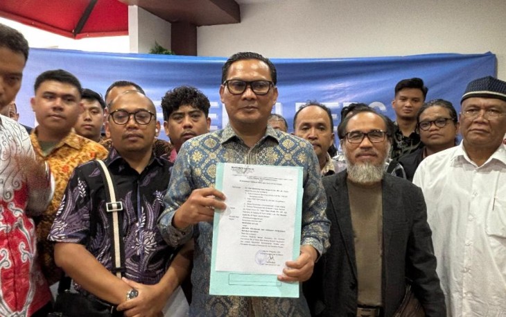 Kuasa Hukum Dr Teguh Satya Bhakti 