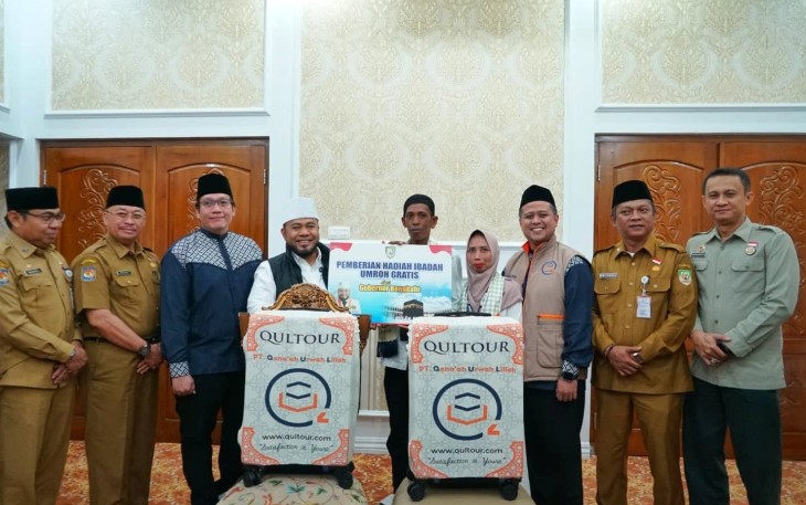 Gubernur Bengkulu Helmi Hasan Berangkatkan Umrah Nelayan Penolong Kapal Tenggelam