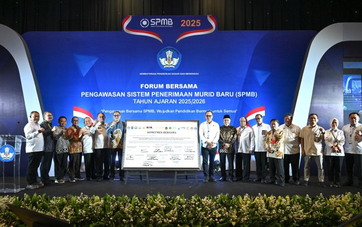 Penandatanganan Komitmen Bersama Mendukung Pelaksanaan SPMB sebagai Langkah Ciptakan Pendidikan Bermutu untuk Semua