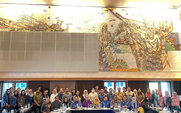 Rapat Pleno Sekretariat Satuan Tugas (Satgas) Percepatan dan Perluasan Digitalisasi Daerah (P2DD) Tahun 2025 yang diselenggarakan di Ruang Ramayana Terrace, Hotel Indonesia Kempinski, Jakarta, Jumat (17/1/2025)
