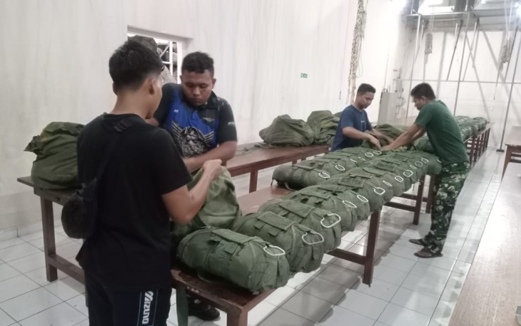 Sathar 72 Depohar 70 Siapkan 200 Payung LCLA untuk Misi Airdrop Bantuan Bencana di Sumatera