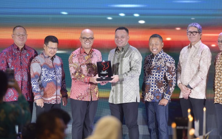 Direktur Utama LPDUK (Lembaga Pengelola Dana dan Usaha Keolahragaan) Kemenpora Ferry Kono, menghadiri Appreciation Night Pertamina Grand Prix of Indonesia 2024 di Glass House, Hutan Kota By Plataran, Jakarta, Jumat (7/2)