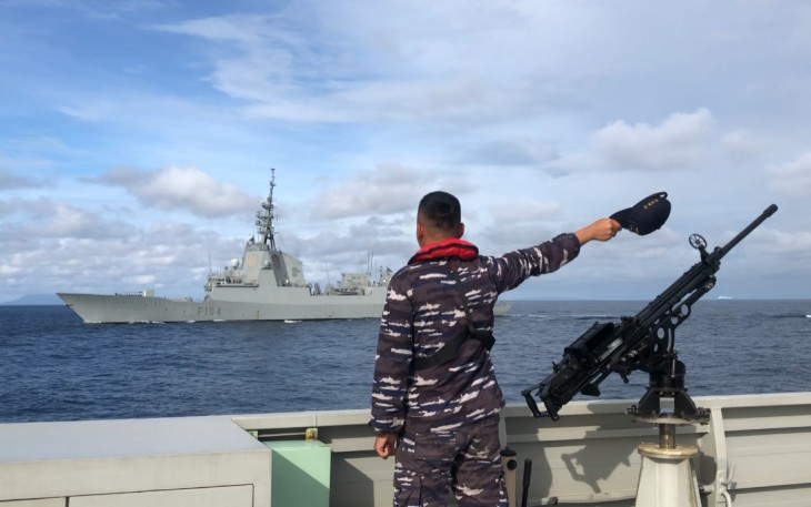 TNI AL Kawal Kapal Perang Spanyol di ALKI III