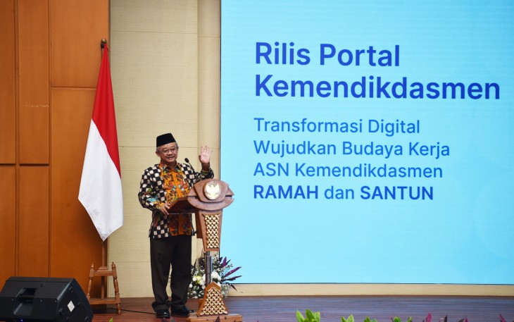 Kementerian Pendidikan Dasar dan Menengah (Kemendikdasmen) resmi meluncurkan Portal Kemendikdasmen versi Alfa di Jakarta, pada 2 Oktober 2025