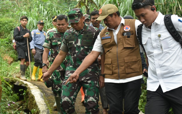Peninjauan Lokasi Longsor Petungkriyono