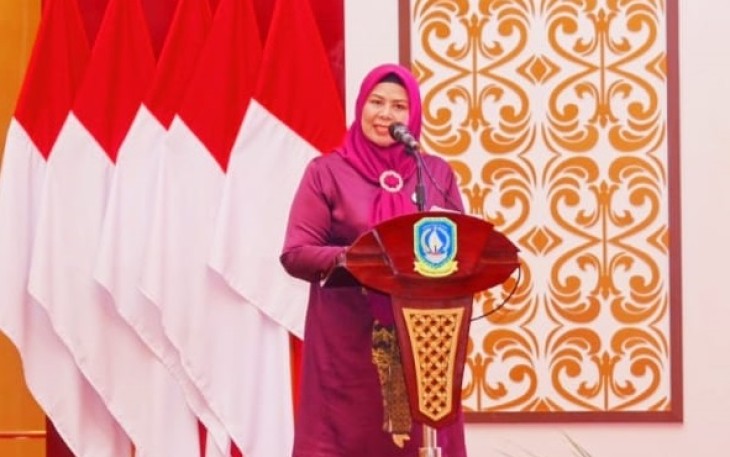 Bunda PAUD Provinsi Kepri Dewi saat membuka pelatihan pengembangan diri pendidik PAUD.