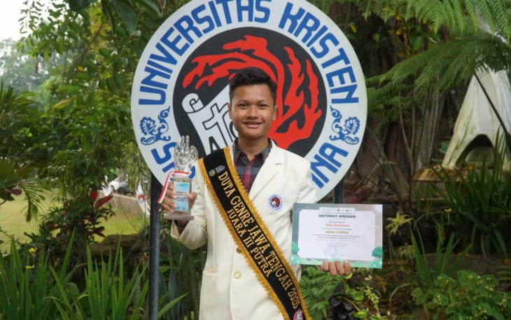 Cielo Octaviano mahasiswa Fakultas Psikologi UKSW raih Juara 3 Kategori Putra Duta Generasi Berencana Provinsi Jawa Tengah, belum lama ini_2.jpg