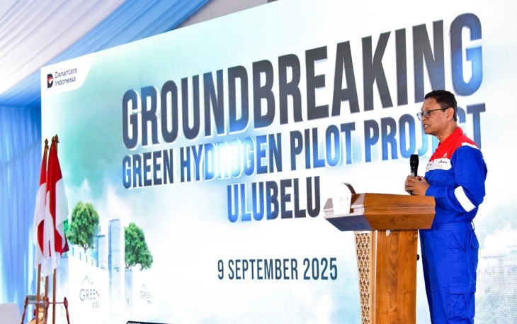 Wamen ESDM Yuliot saat groundbreaking hidrogen hijau di Ulubelu, Lampung, Selasa (9/9)