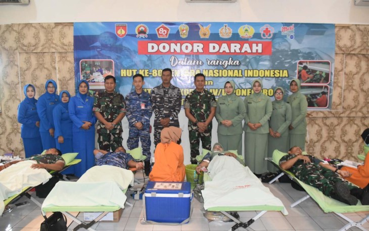 Donor darah kemanusiaan di Purwokerto 